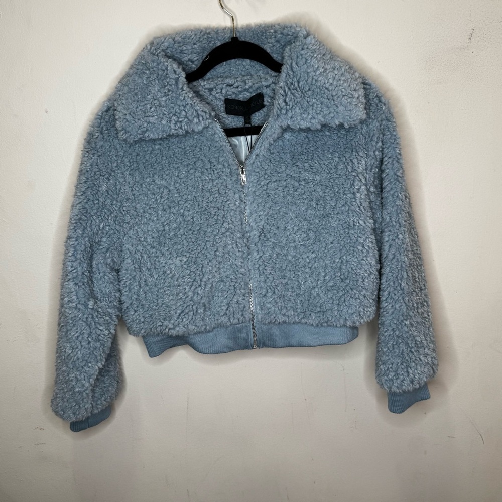 NWT Kendal & Kylie women’s Sherpa light blue lined cropped jacket!